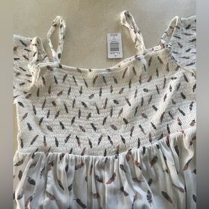 NWT Torrid Womens Size 2 Cream Cold Shoulder Peasant Tunic 100% Rayon Top